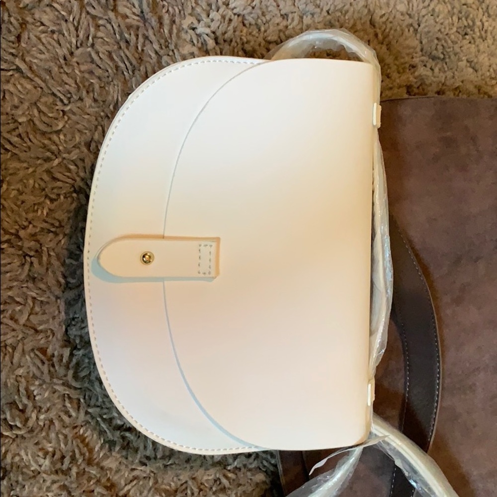 Crossbody bag